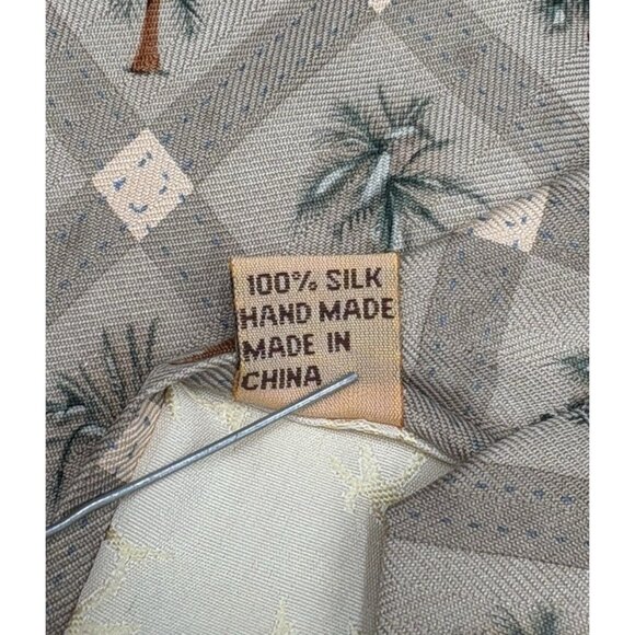 TOMMY BAHAMA Tie Men's 100% Silk Brown Green Strips Palm Trees Windy GUC - Picture 7 of 9
